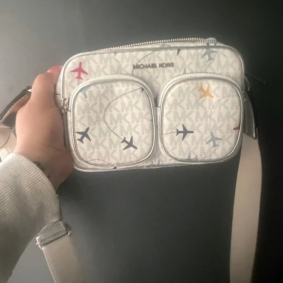 Michael kors handbag NEW - Picture 2 of 6